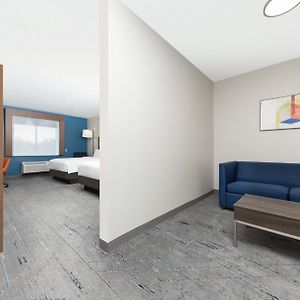 Queen Suite